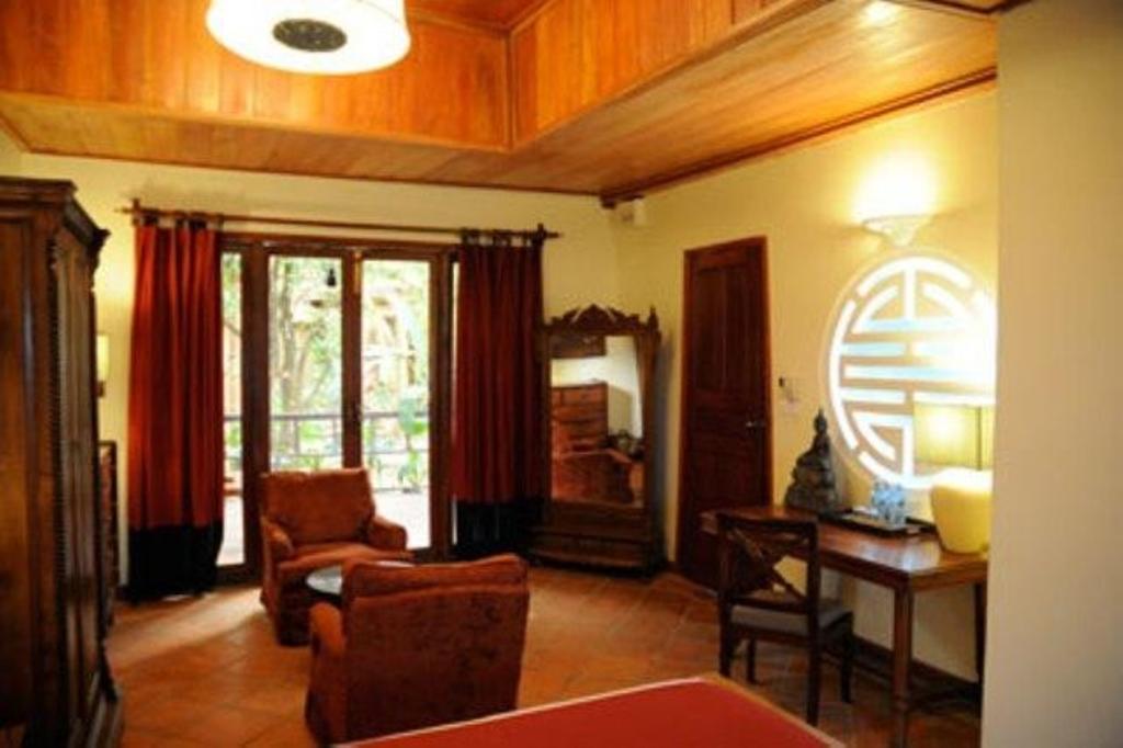 Terres Rouges Lodge Banlung Esterno foto
